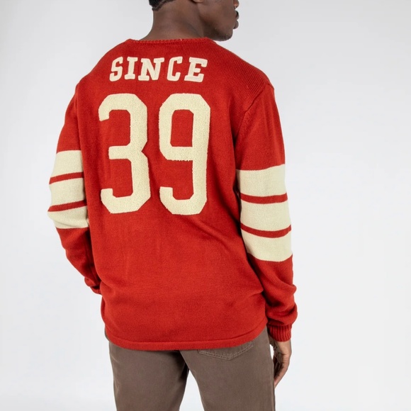 Heroes & Villains Marvel Logo Red Varsity Sweater NWT - Picture 3 of 15